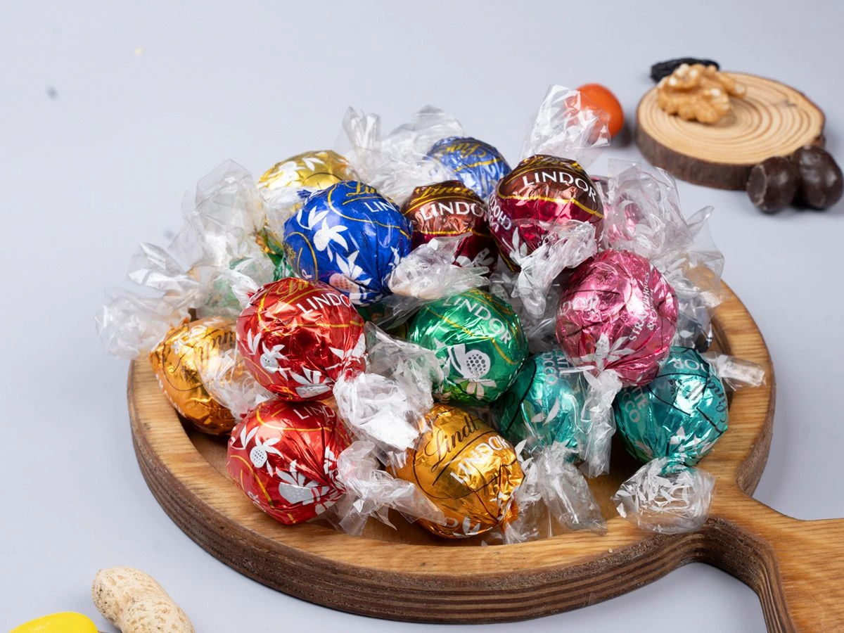 جكليت وعلب هدايا